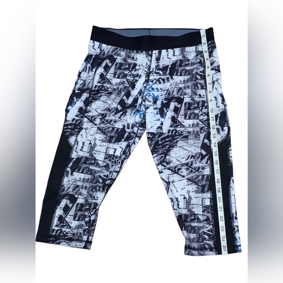 Adidas Techfit Medium Compression Crop Leggings Size Large - Picture 6 of 6